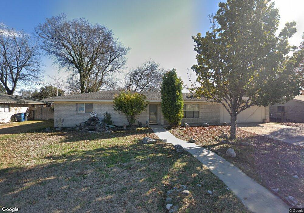 1226 Common St, New Braunfels, TX 78130 - photo 1