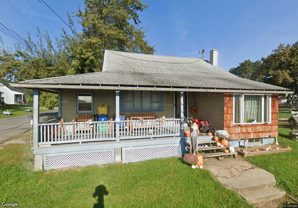 202 Green St, Selinsgrove, PA 17870 - photo 1