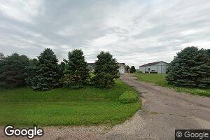 3117 320th St, Hull, IA 51239