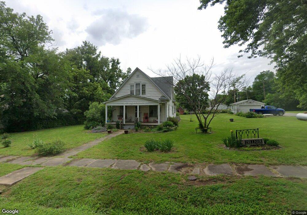 104 W 3rd St, Hoyt, KS 66440 - photo 1