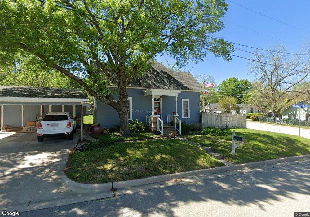 317 Hobson St, Weatherford, TX 76086 - photo 1