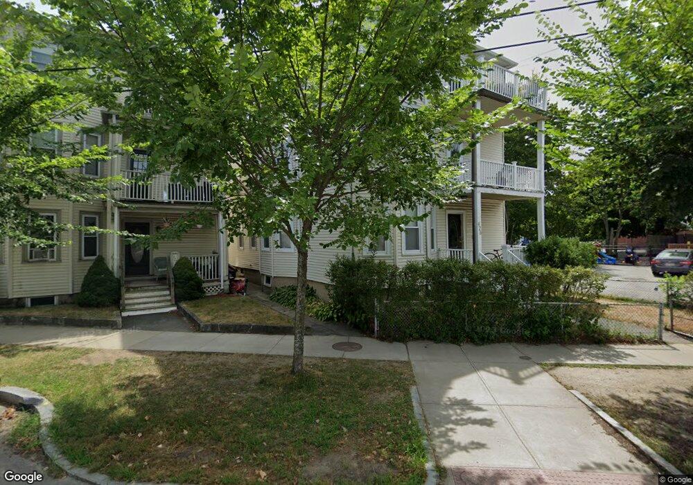 426 Trapelo Rd unit 1, Belmont, MA 02478 - photo 1