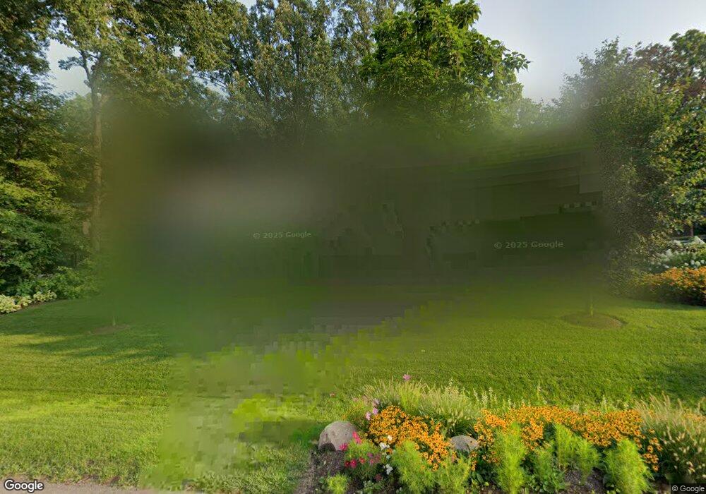 676 E Valley Chase Rd, Bloomfield Hills, MI 48304 - photo 1