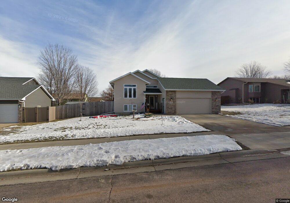 2004 S Joliet Ave, Sioux Falls, SD 57110 - photo 1