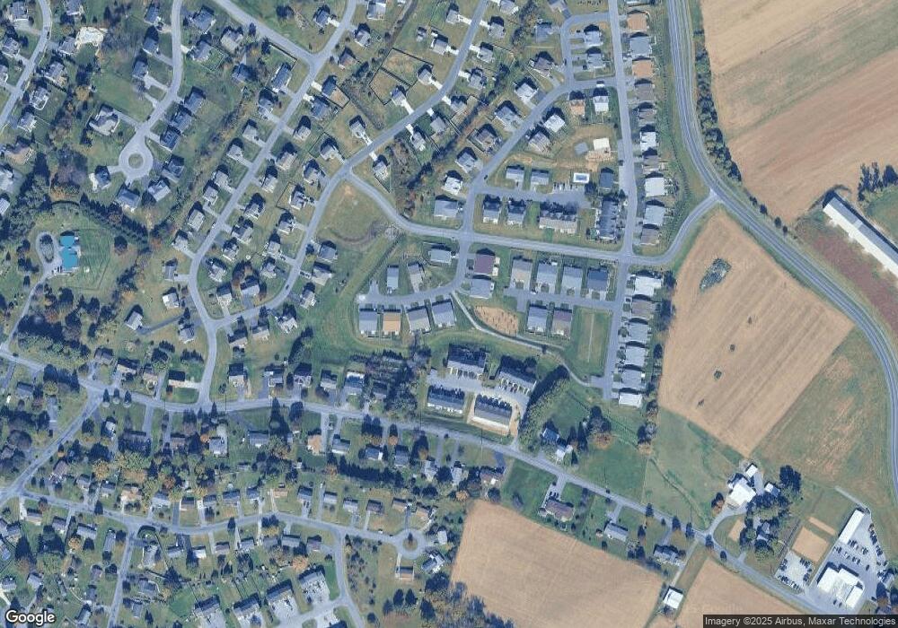 11288 Gulf Dr, Waynesboro, PA 17268 - photo 1