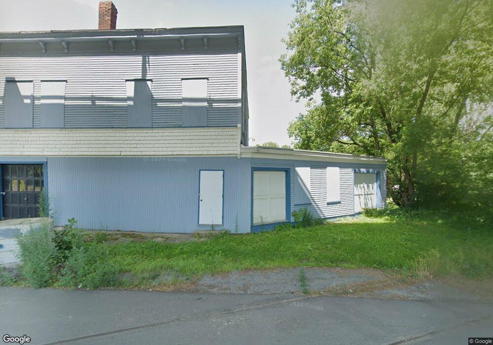 28 Bay St, Saint Johnsbury, VT 05819 - photo 1