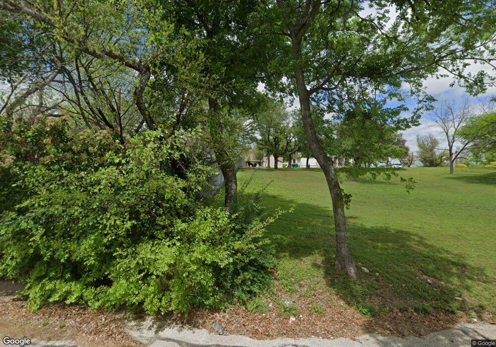 1028 Oak Dr, Weatherford, TX 76088 - photo 1