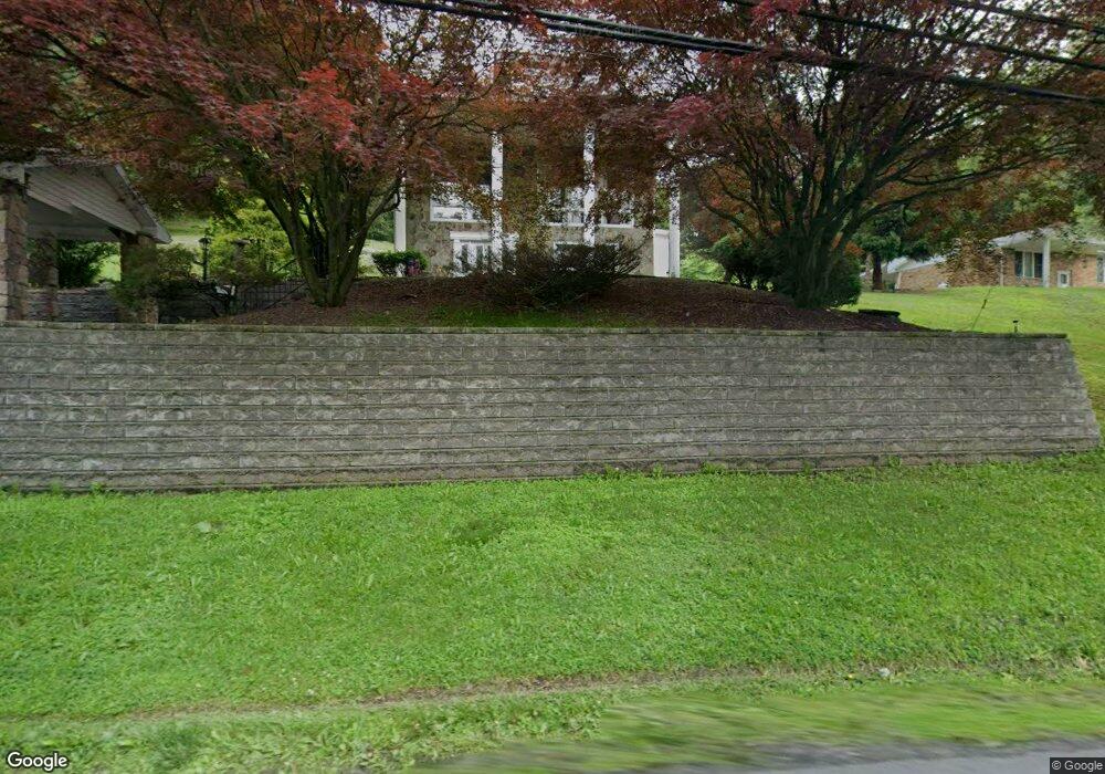 750 Laurel St, Pittston, PA 18640 - photo 1