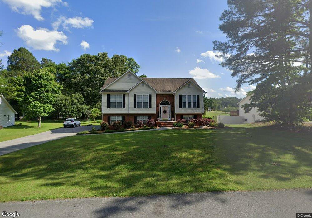 215 Charles Dr NE, Calhoun, GA 30701 - photo 1