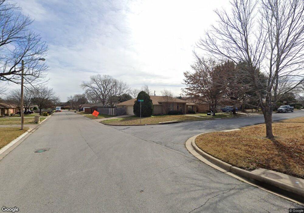 5352 Bob Dr, North Richland Hills, TX 76180 - photo 1