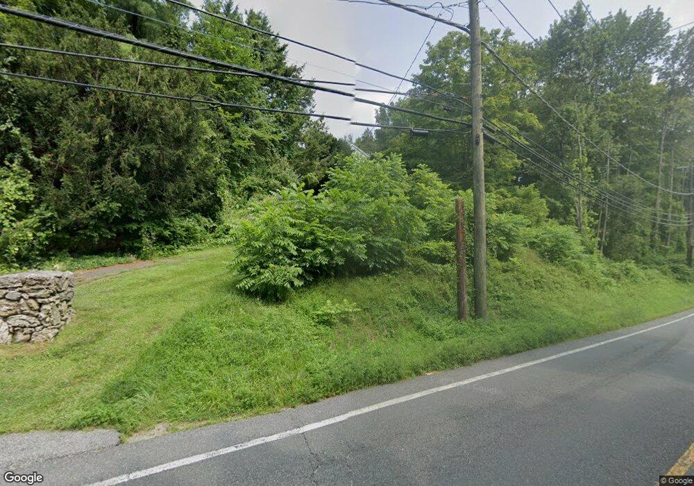 2 Honey Hill Rd, Canaan, CT 06018 - photo 1