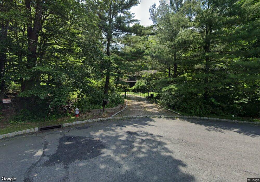 6 Woodcrest Ct, Warren, NJ 07059 - photo 1