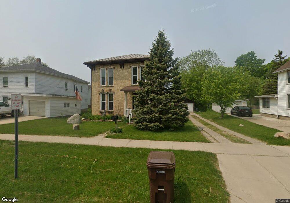 635 N Jefferson St unit 1, Ionia, MI 48846 - photo 1