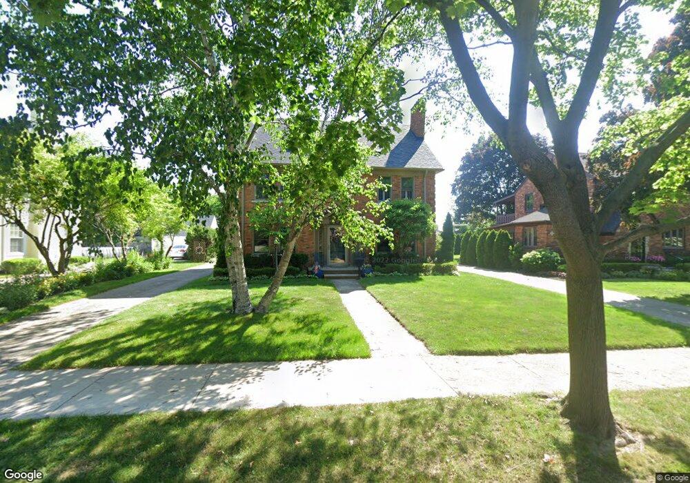 1216 Harvard Rd, Grosse Pointe, MI 48230 - photo 1