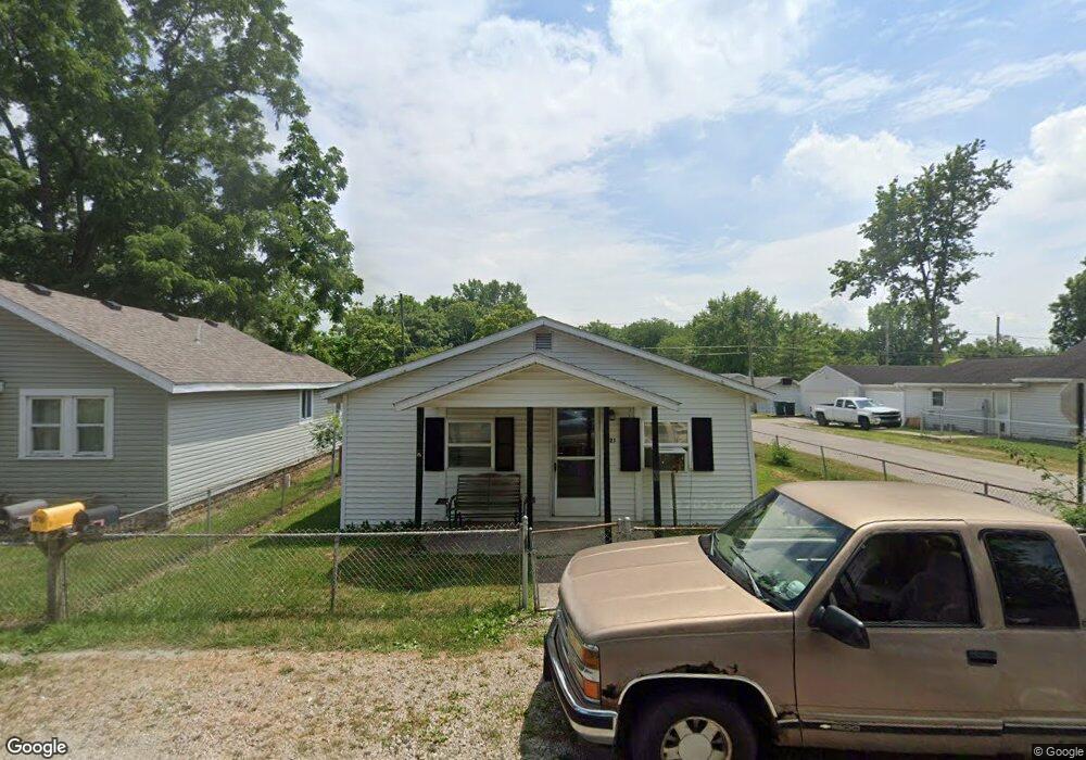 1021 W 17th St, Muncie, IN 47302 - photo 1