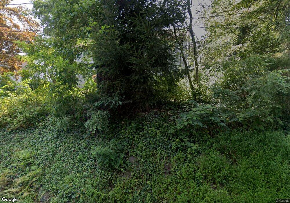 212 Race St, Pittstown, NJ 08867 - photo 1