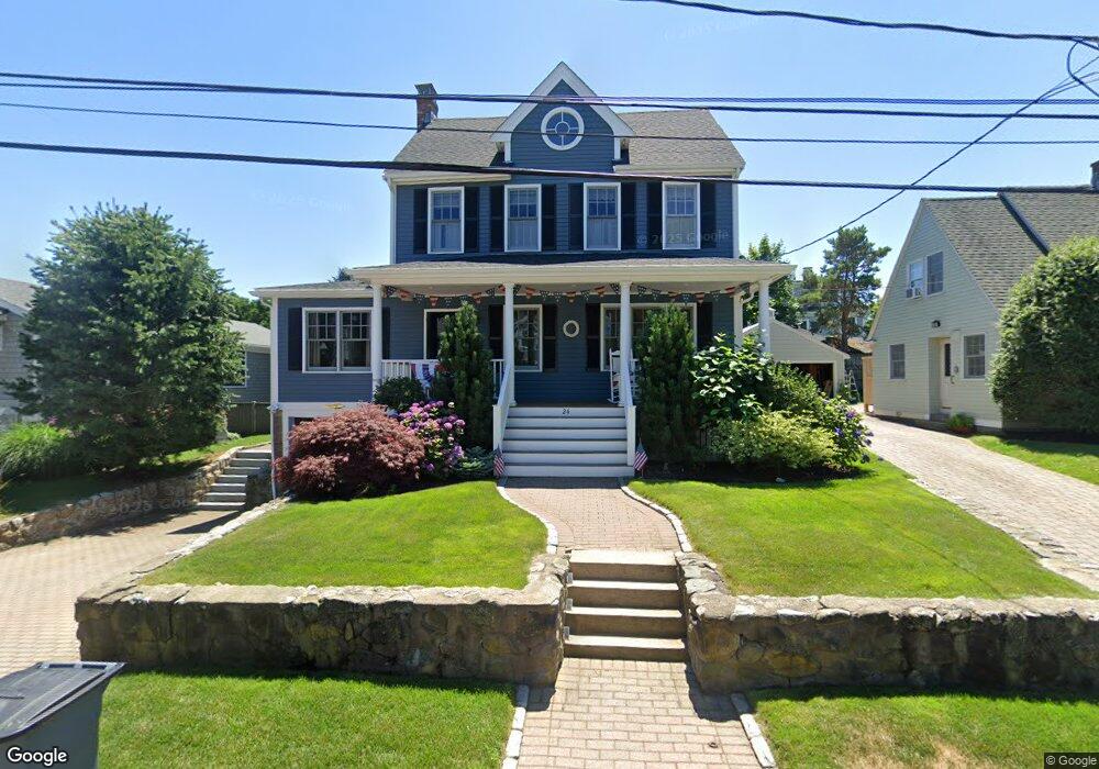 24 Dennett Rd, Marblehead, MA 01945 - photo 1