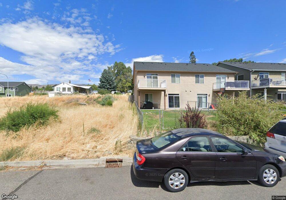 1058 Corum Cir, East Wenatchee, WA 98802 - photo 1