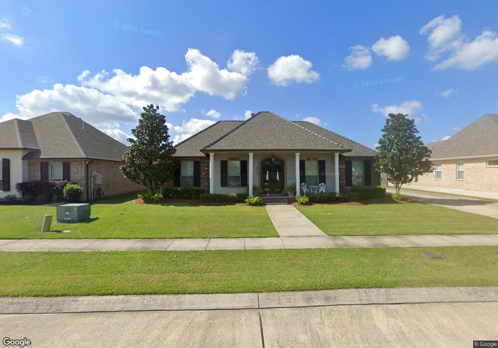 210 Lake Catherine Dr, Luling, LA 70070 - photo 1