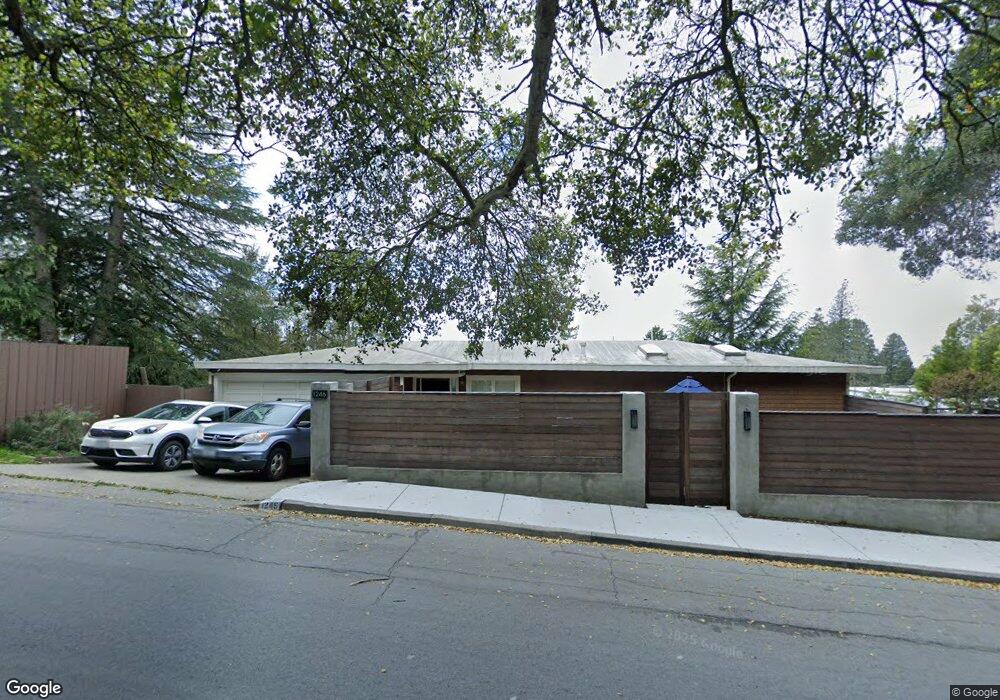1246 Grizzly Peak Blvd, Berkeley, CA 94708 - photo 1