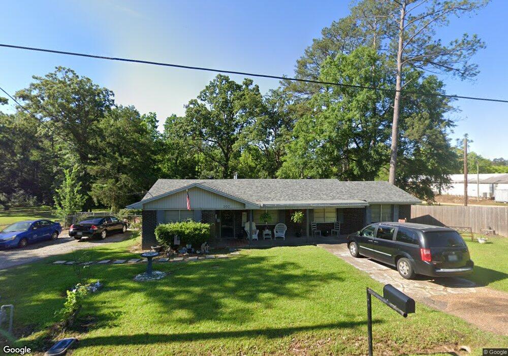 202 Davis Dr, Pineville, LA 71360 - photo 1