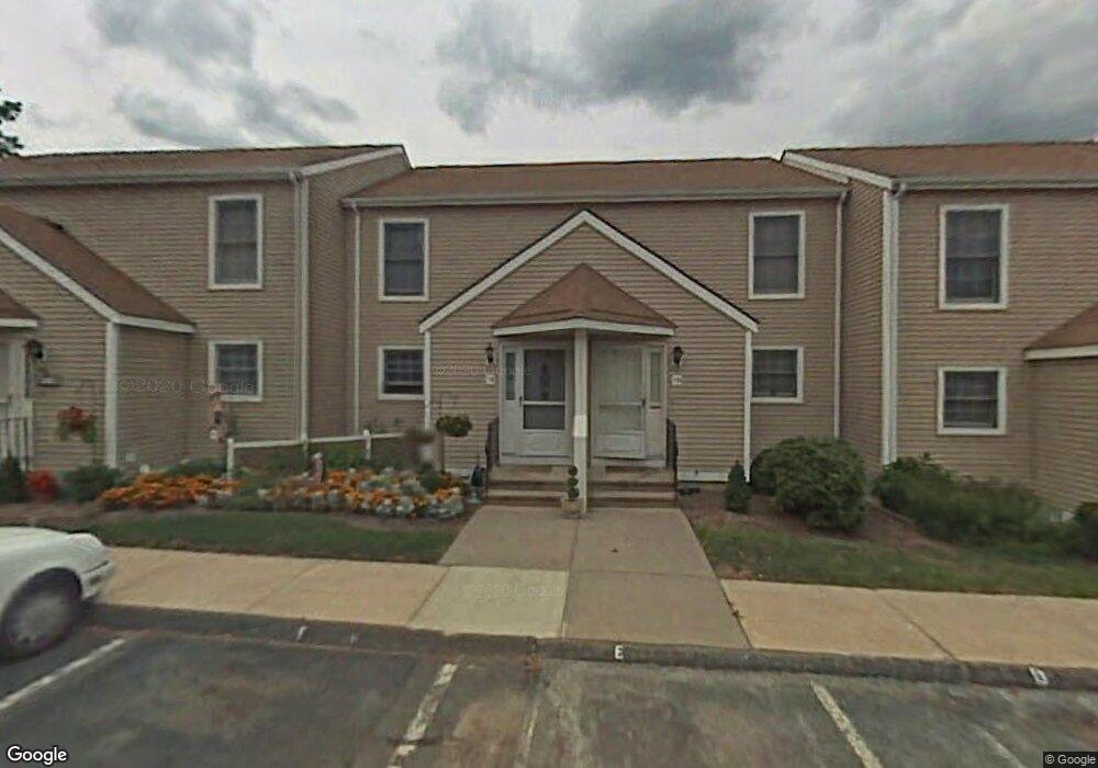 7D the Hamlet unit 7D, Enfield, CT 06082 - photo 1