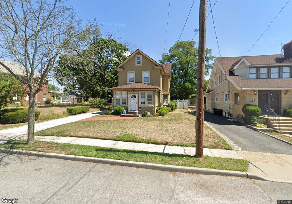 252 Union St, Lawrence, NY 11559 - photo 1