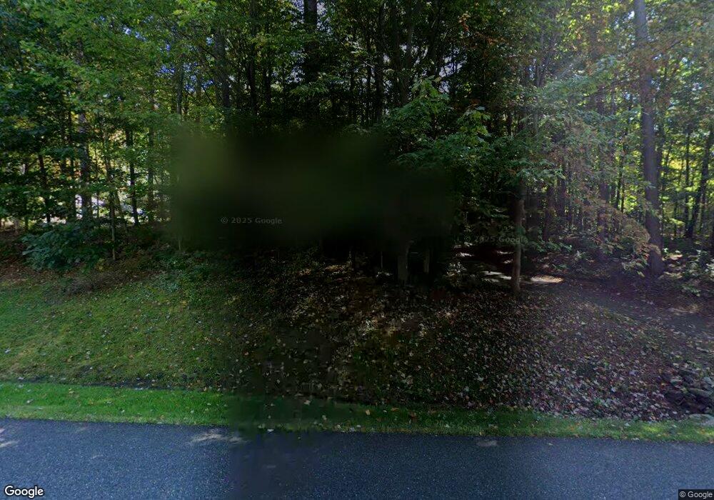 978 Southview Dr, Richmond, VT 05477 - photo 1