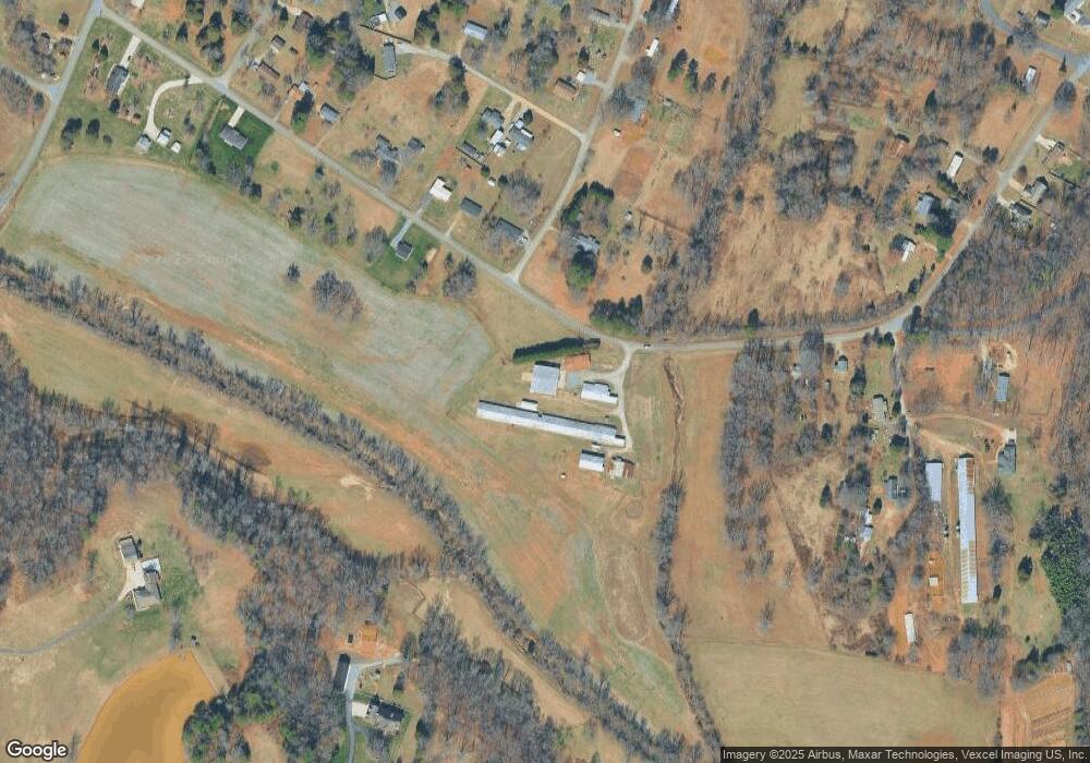 261 Clearview Rd, Statesville, NC 28625 - photo 1