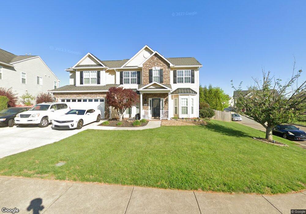 3709 Oak Chase Dr, High Point, NC 27265 - photo 1