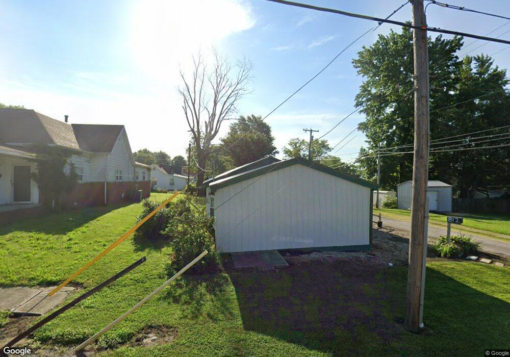 812 NE 3rd St, Washington, IN 47501 - photo 1