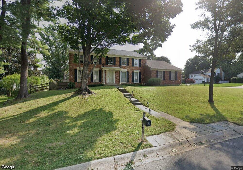 12717 Huntsman Way, Potomac, MD 20854 - photo 1