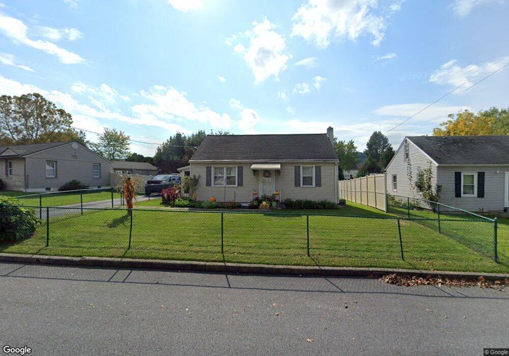 28 Peach Ave, Hershey, PA 17033 - photo 1