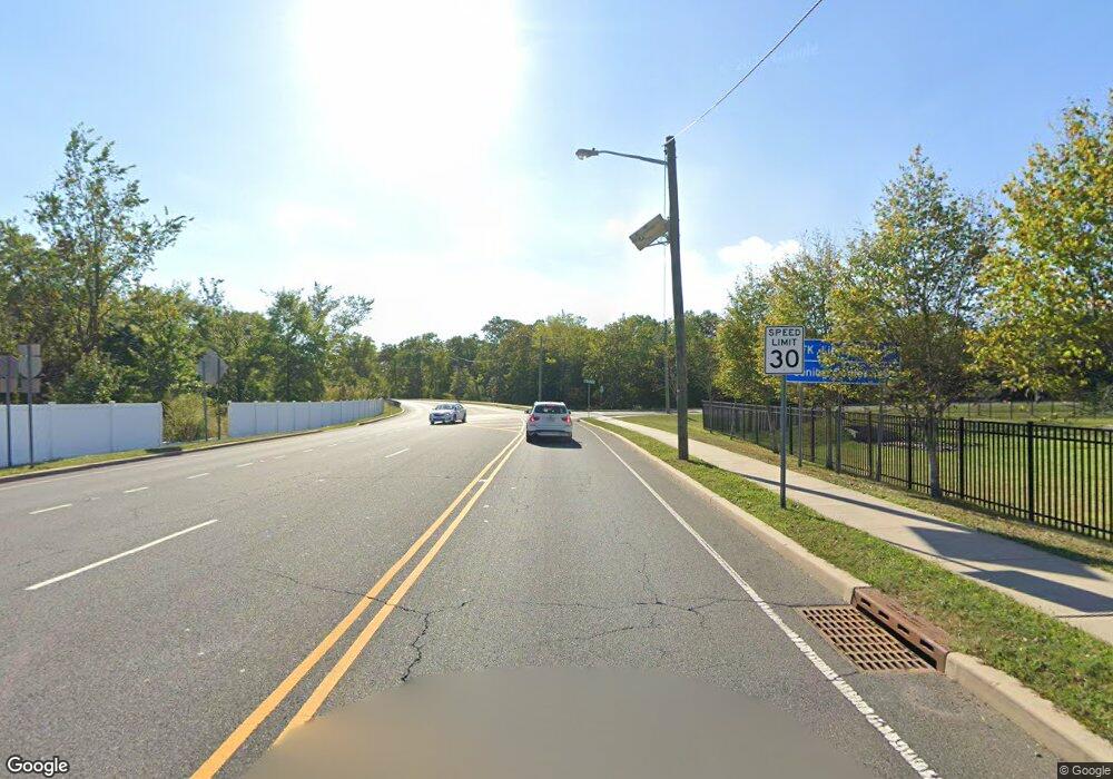 596 Hoes Ln W, Piscataway, NJ 08854 - photo 1