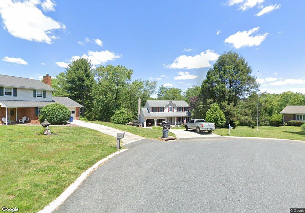 1301 Grandview Ct, Fallston, MD 21047 - photo 1