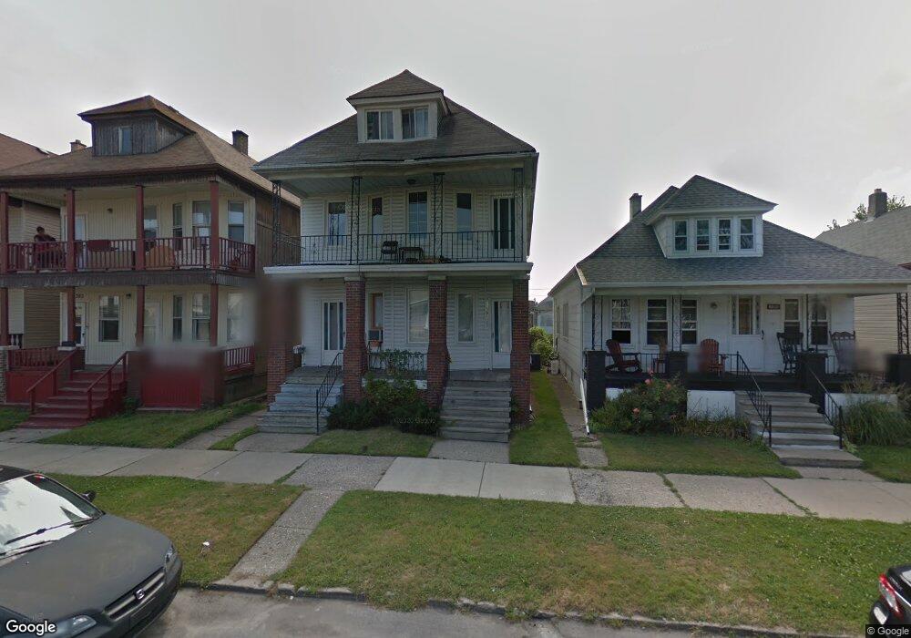 11387 Klinger St, HamtraMcK, MI 48212 - photo 1