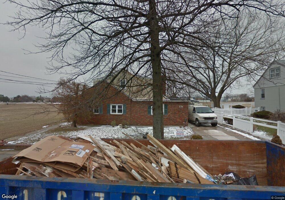 178 Trafalgar Blvd, Island Park, NY 11558 - photo 1