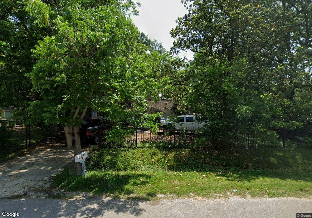 9206 Lanewood Dr, Houston, TX 77016 - photo 1