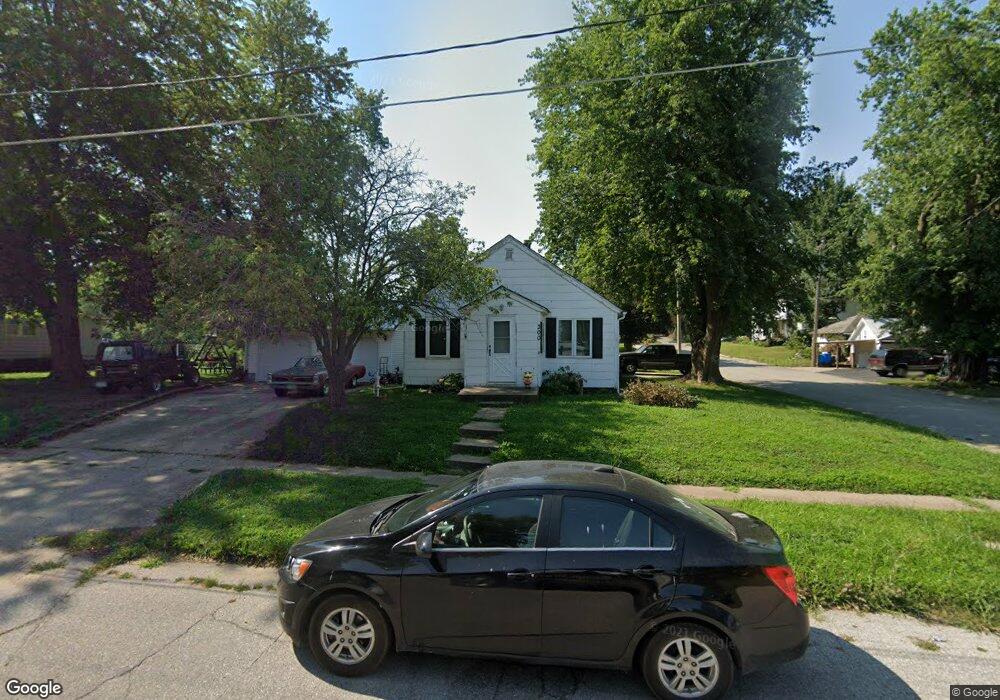 300 E Thomas Ave, Shenandoah, IA 51601 - photo 1