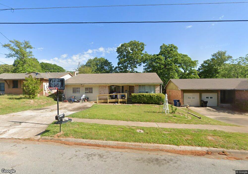 111 E Coffin St, Denison, TX 75021 - photo 1