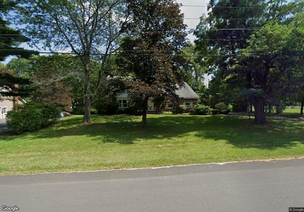 1020 Hickory Rd, Schenectady, NY 12309 - photo 1