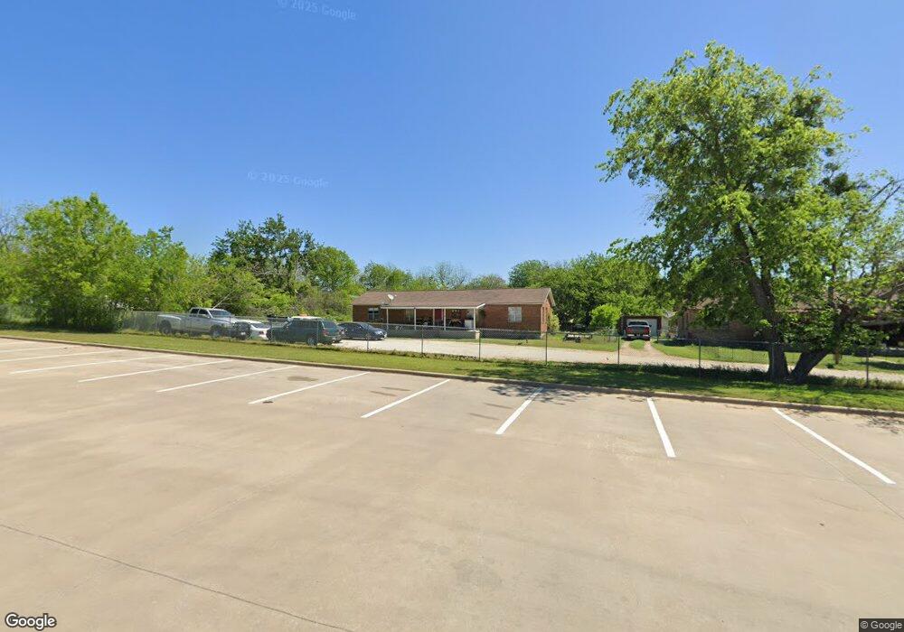 305 E Weatherford St, Weatherford, TX 76086 - photo 1