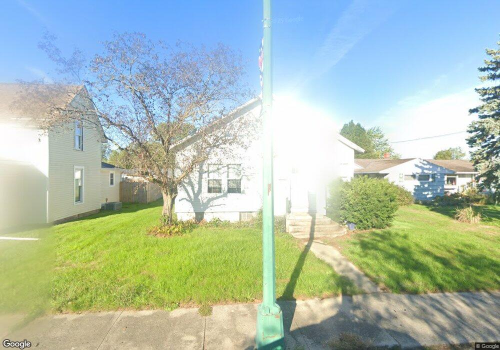 407 S Rauthland Ave, Wapakoneta, OH 45895 - photo 1