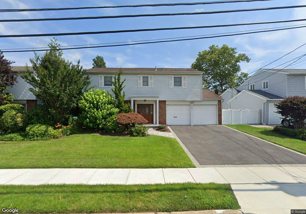 3021 Cheryl Rd, Merrick, NY 11566 - photo 1