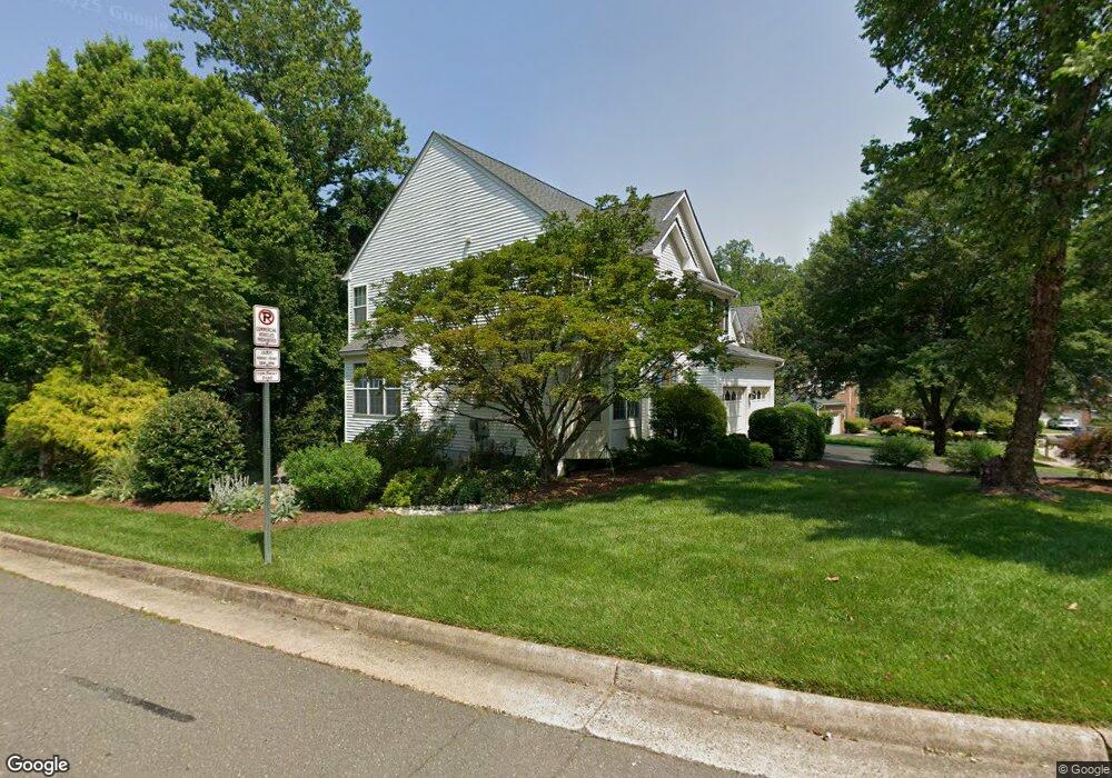 9208 Zachary Ct, Manassas Park, VA 20111 - photo 1