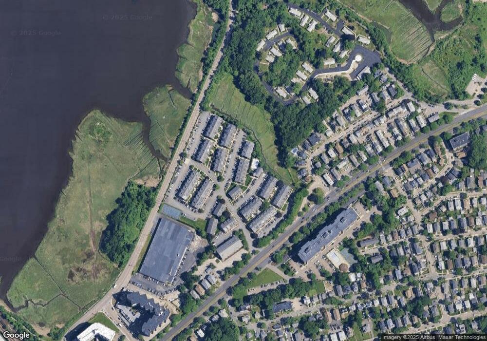 156 Quincy Shore Dr unit 70, Quincy, MA 02171 - photo 1