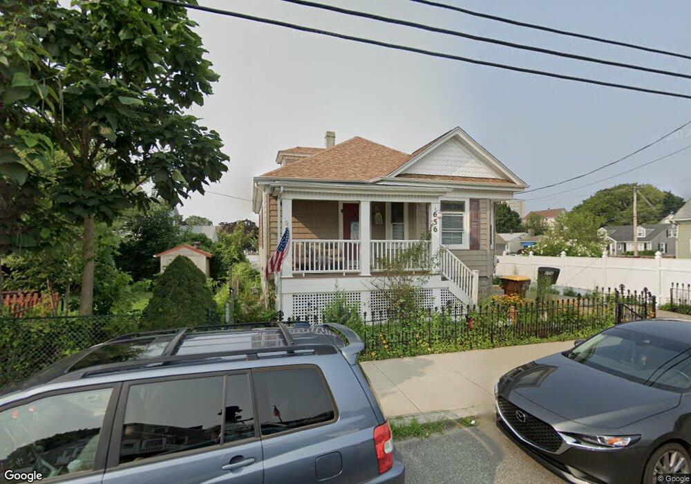 656 Mount Hope Ave, Fall River, MA 02724 - photo 1