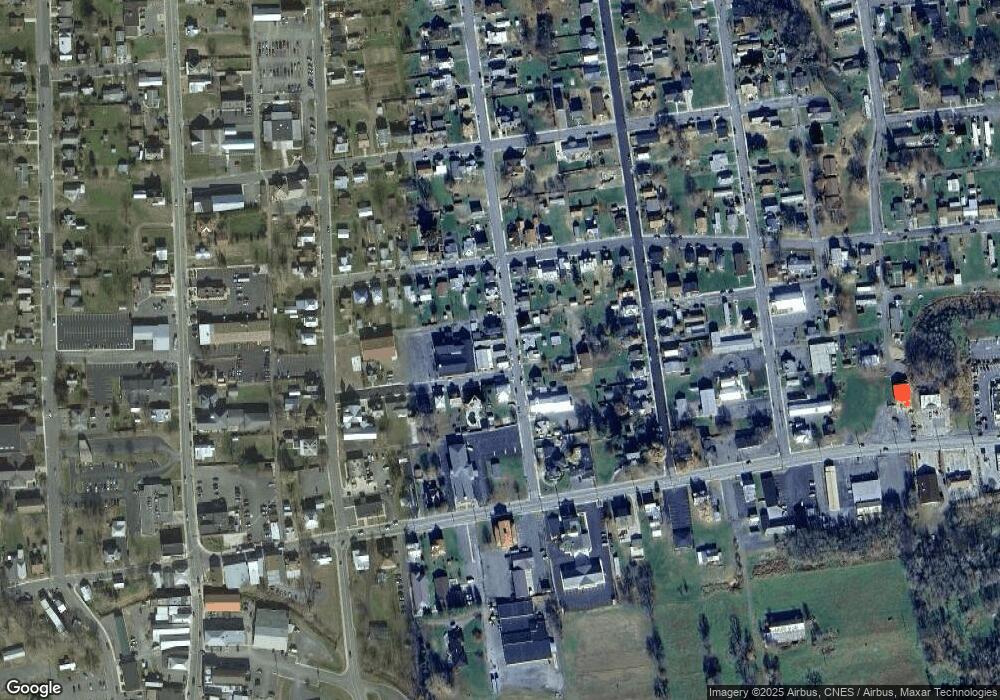 12 Pine St, Petersburg, WV 26847 - photo 1