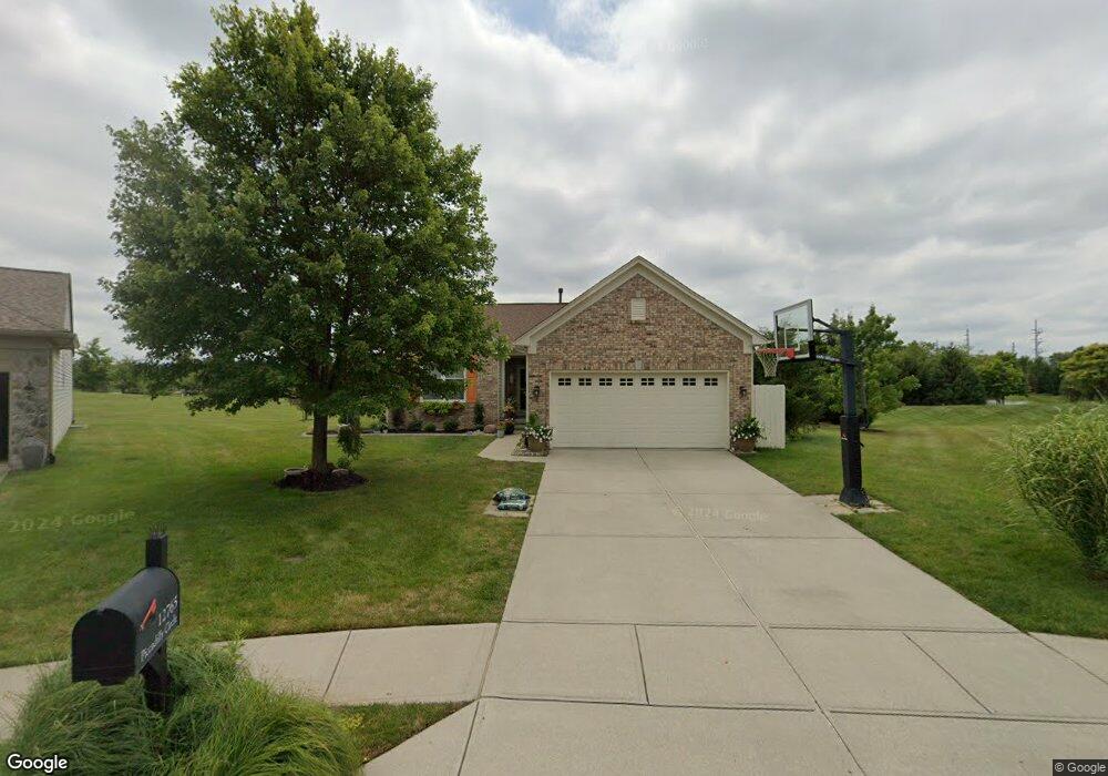 12765 Piccadily Cir, Fishers, IN 46037 - photo 1