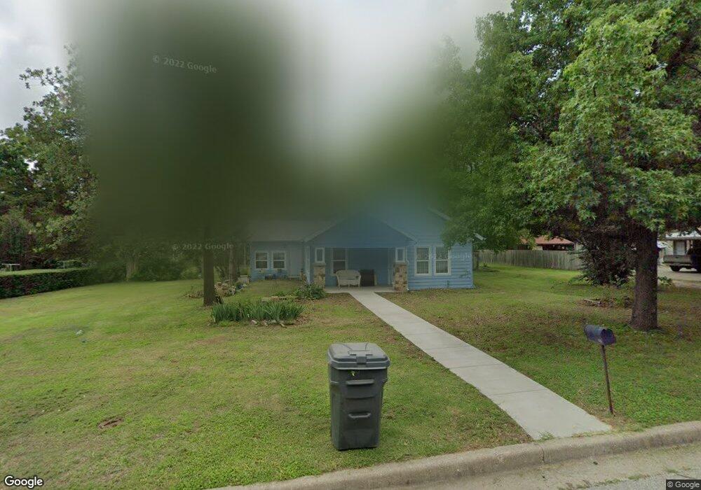 815 F St SE, Ardmore, OK 73401 - photo 1